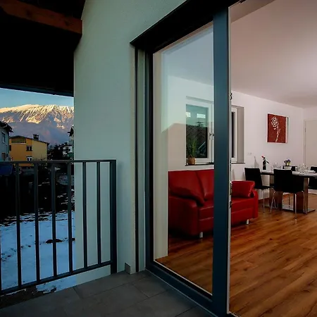 House Apartment *