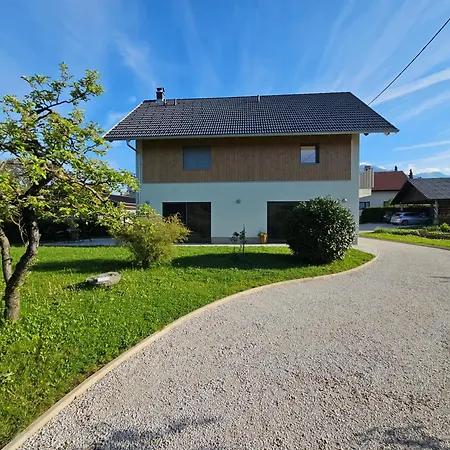 House Apartment *